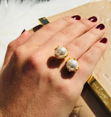 Bringing Back a Classic: How to Wear Modern Pearls